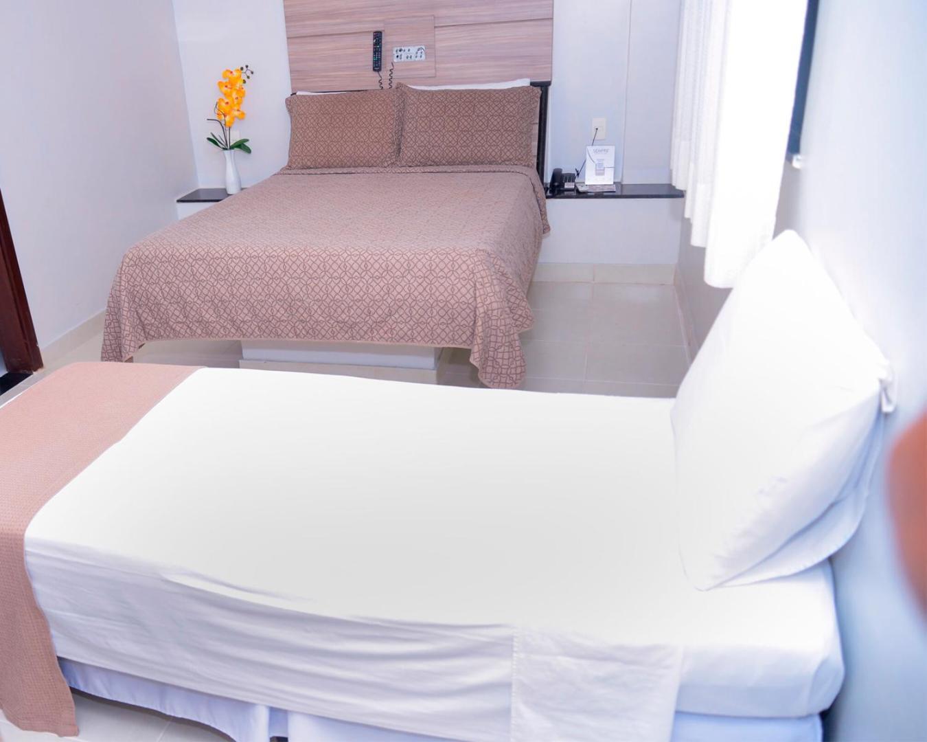 סלבאדור Hotel Sempre Executive מראה חיצוני תמונה
